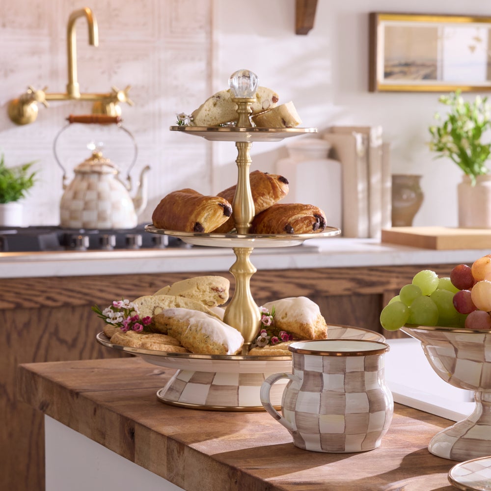 enamel-sweet-stand_1